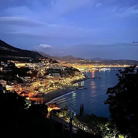 Bed & Breakfast In Centro Storico Salerno