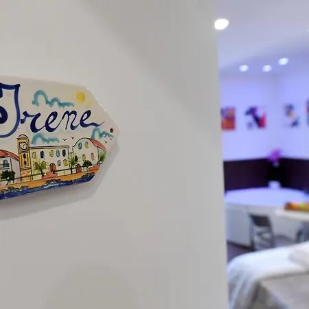In Centro Storico Bed and Breakfast Σαλέρνο