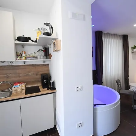 In Centro Storico 4* Σαλέρνο